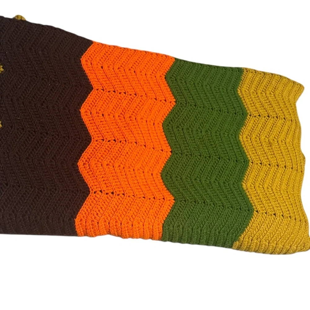 Granny Chevron Pattern Throw Blanket Roseanne retro crotchet MCM mod retro